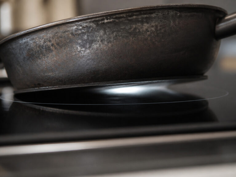 Does Carbon Steel Skillet Work on Induction? The Magnet Test